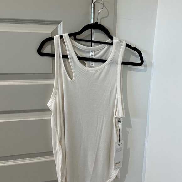 ALO Yoga | Tops | Alo Yoga Ribbed Peak Tank S M L Sizes Available ...